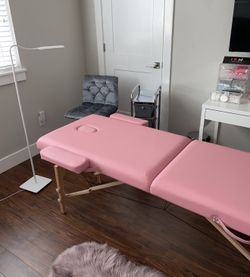 Adjustable Massage Bed