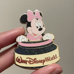 Disney Minnie  Mouse Inkwell Pin