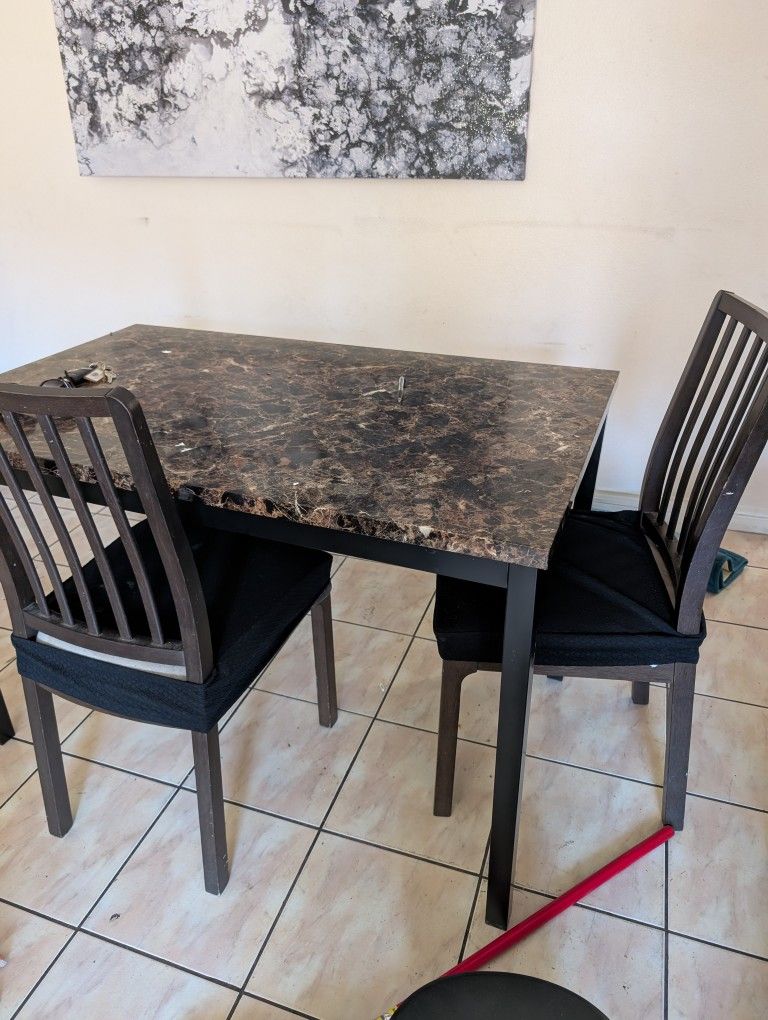 Table And Chairs 