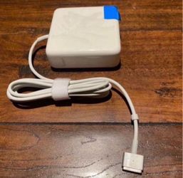 85W MagSafe 2 Power Adapter Replacement (T-Tip Connector) fir MacBook pro or MacBook Air  This 85W MagSafe 2 charger is designed for MacBook Pro with 