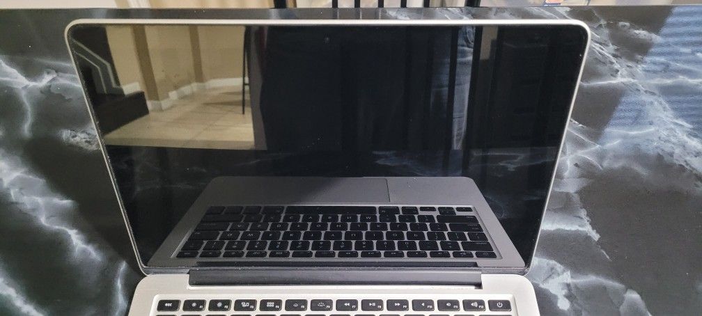 Apple MacBook Pro 2015 Retina 13 Inch 8GB No Turn On For Sale