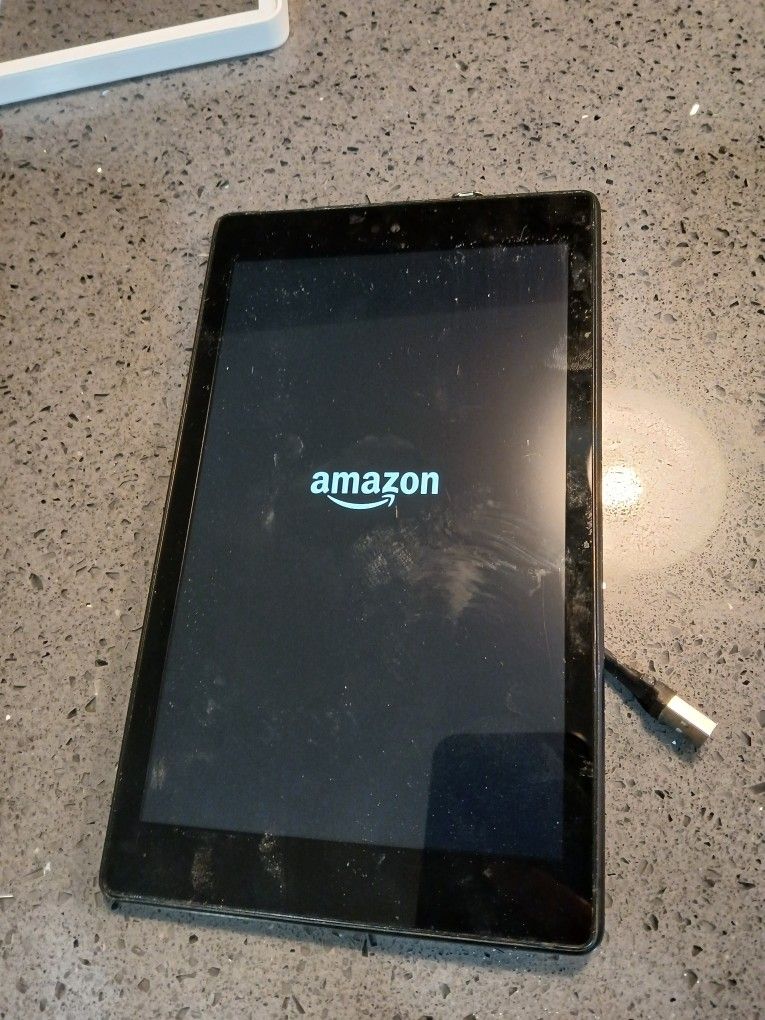 Amazon Fire Tablet 7 Inch Includes Wall Mount Turns On Untested As Is $25