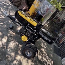 40-Ton 338 cc Gas Powered Hydraulic Wood Log Splitter with Vertical/Horizontal Operation and Auto Re