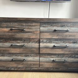6-Drawer Dresser and Queen Bed Frame