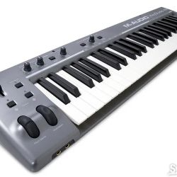 M-Audio Keystudio 49i Keyboard With Gator Cases Hard Keyboard Case