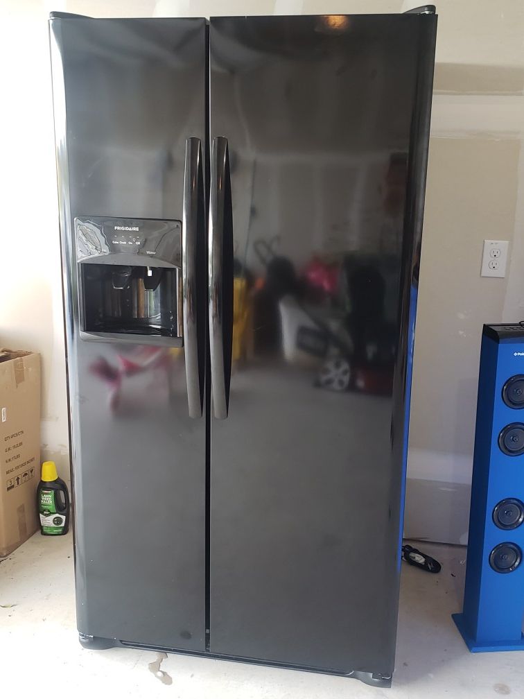 Frigidaire refrigerator