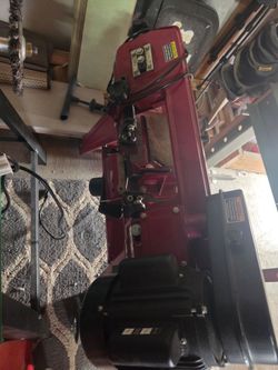 Horizontal/Vertical Metal-Cutting Band Saw