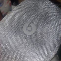 Bluetooth Beats Solo4 
