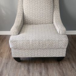 Accent Chair 