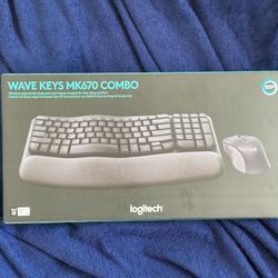 Logitech Wave Keys MK670 Combo ~ BRAND NEW!
