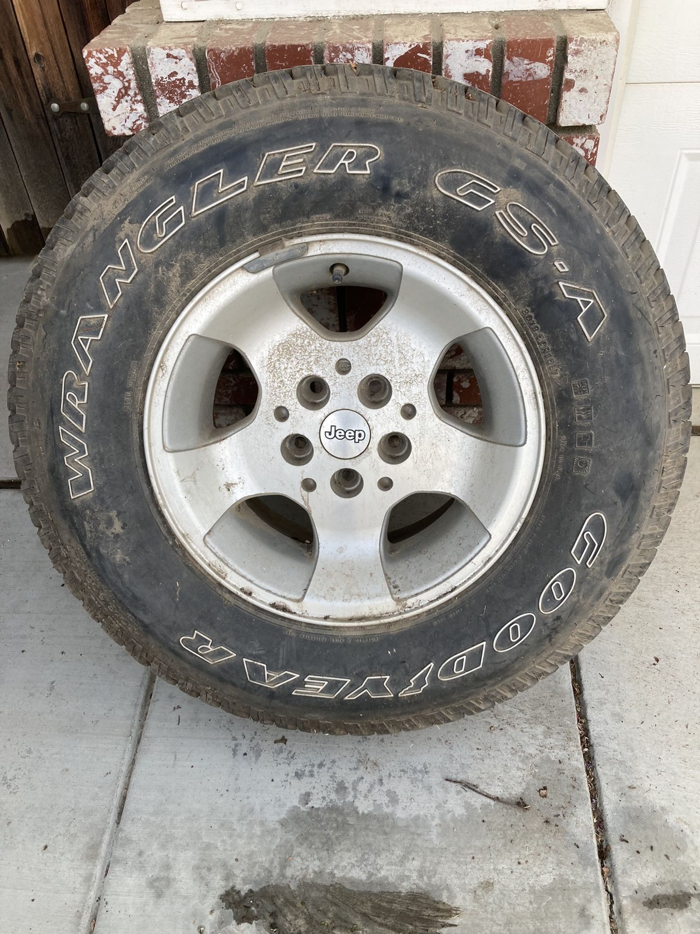 Jeep Spare Wheel And Tire