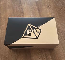 Kyrie Low 5 TB Promo