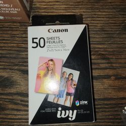 Canon IVY MINI PHOTO PRINTER AND PAPER
