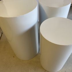 Three Pedestals For Party Design White