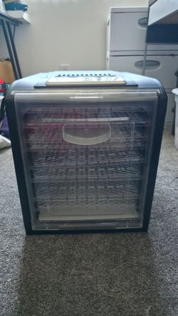 Gourmia GFD1950 Digital Food Dehydrator 9 Trays - Black