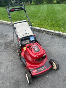 Toro Gas Powered Mower That Has Personal Pace