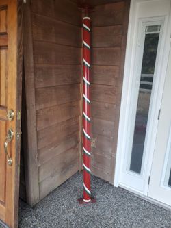 Support Pole