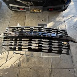 19-22 Silverado Grille