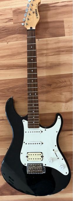 Yamaha Electric Guitar No Strings