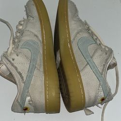 Nike mummy dunks glow in the dark