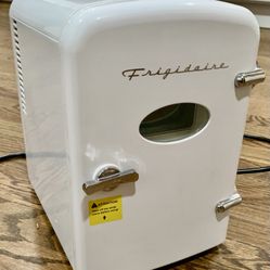 Frigidaire Retro Mini Personal Fridge Cooler