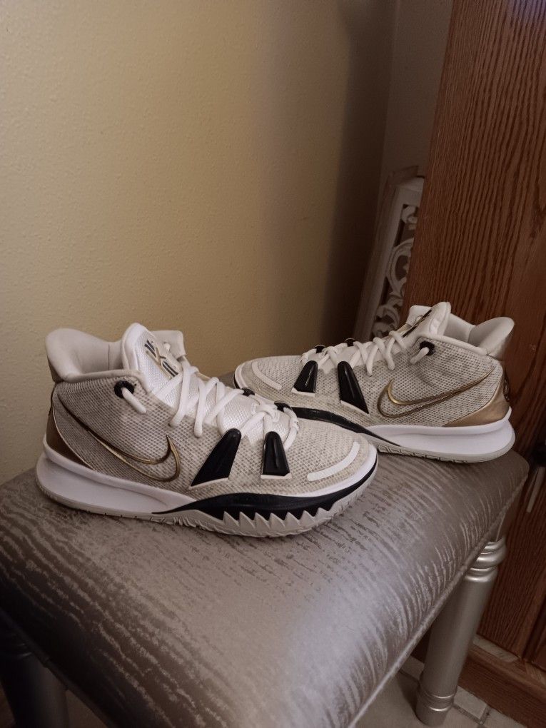 New NIKE KYRIE 7 NBA Final Ring Edition