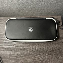 Nintendo Switch Case – Black & White –