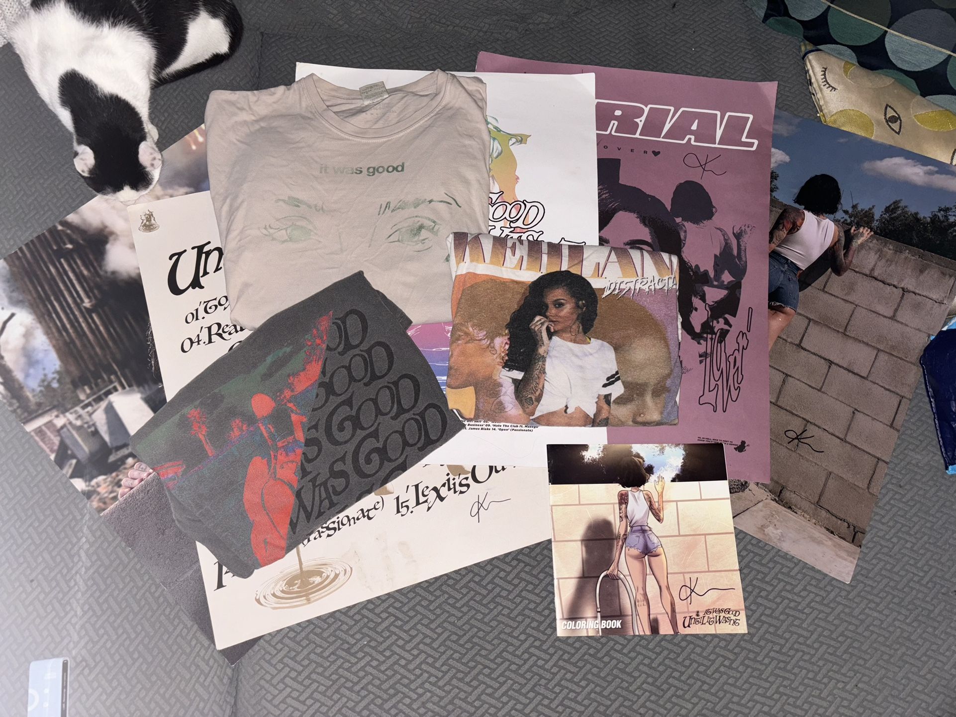 Kehlani Merch Bundle 3 Shirts 5 Posters (3 Signed) A Coloring Book And Throw Blanket