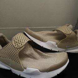 NIKE SOCK DARTS 