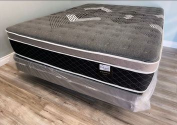 Queen Oasis Thermal Comfort Europillow Top 12inch Matres Andboxspring!!