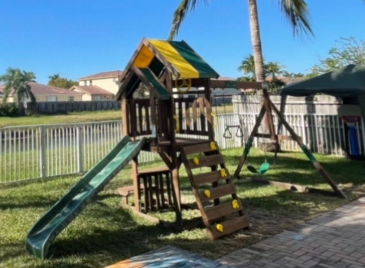 Kids Playground! $195 OBO