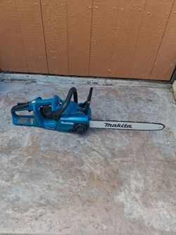 Makita 36v chainsaw 16in tool only poco uso
