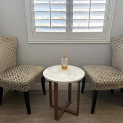 Circular Coffee Table & 2 Chairs