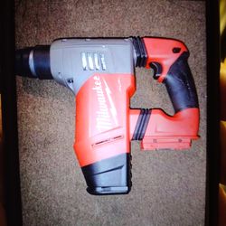Milwaukee M28 Rotary Hammer Drill and drill bits