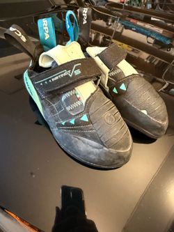 Rock climbing shoes