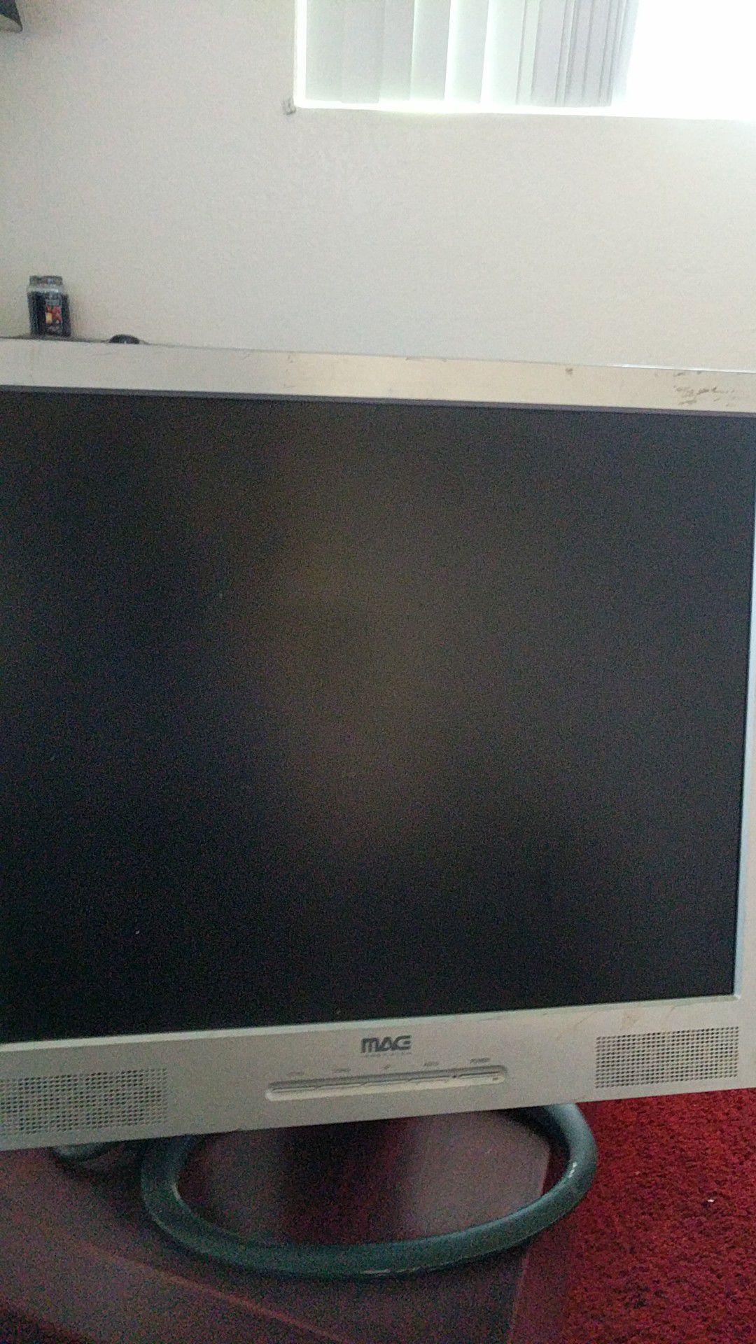 Computer Monitor with built-in Speakers