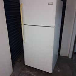 Fridge In Working Condition Delivery Available Two Months Warranty