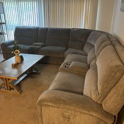 Large ￼Sectional Couch Power Reclining Sofa