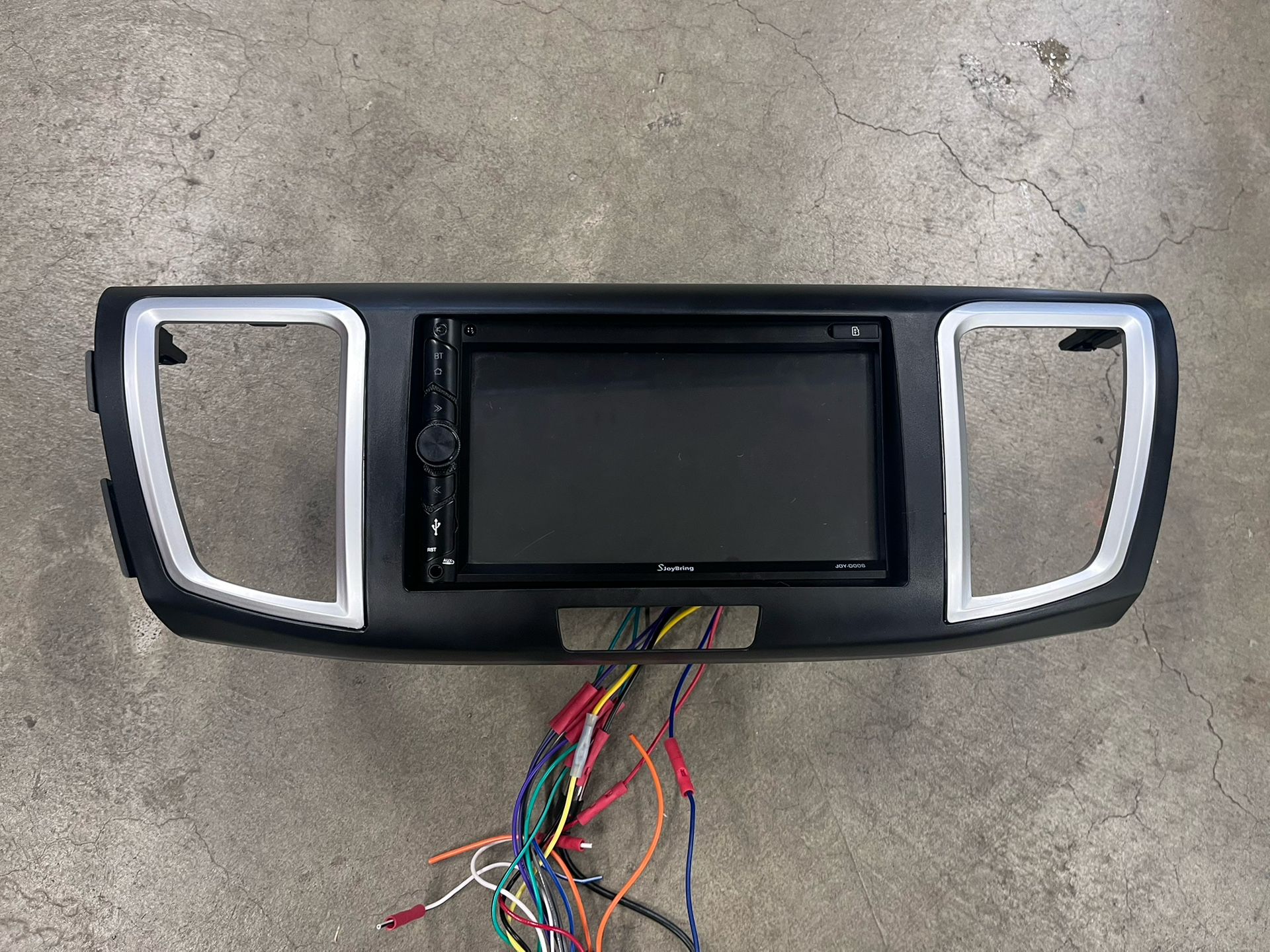 SJOYBRING D006 7in LCD Screen Stereo