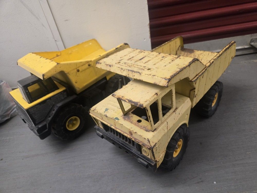 Vintage Tonka Dumptrucks