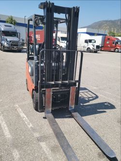Toyota forklift 3000lbs