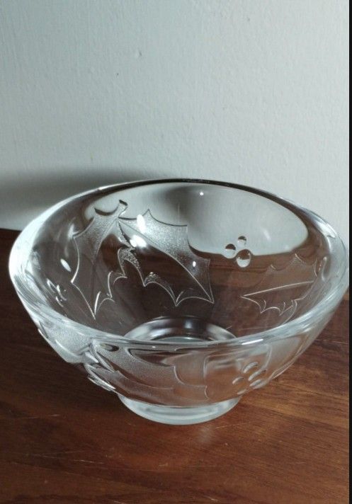 ORREFORS SWEDEN CRYSTAL BOWL 7"×5"