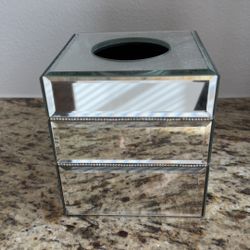 Glass Tissue Box Holder 