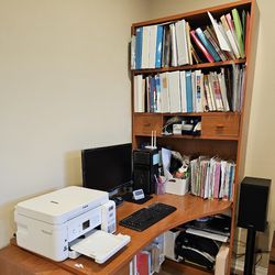 Desk And Bookshelf Combo