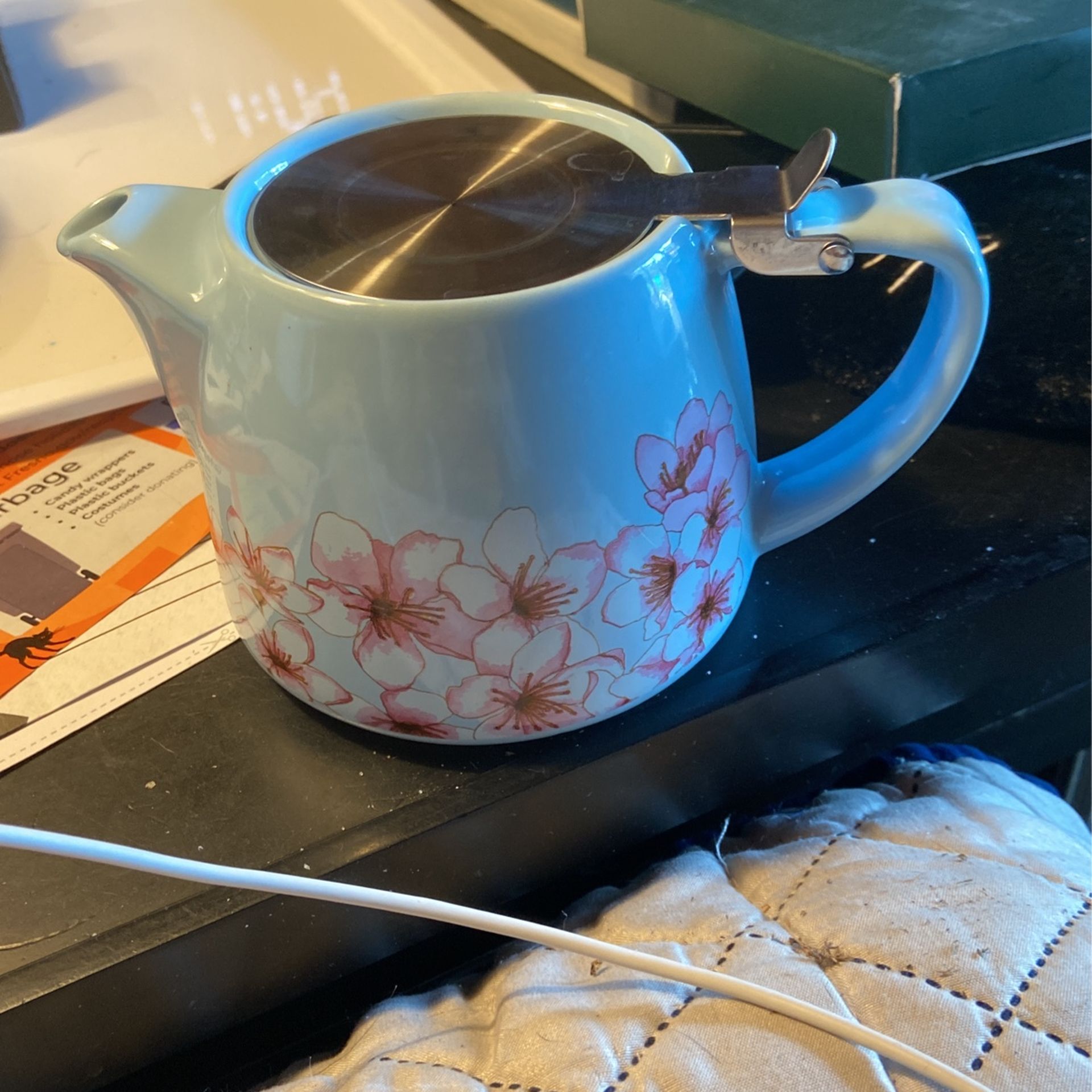 Ceramic & Stainless Steel Tea Pot 20$