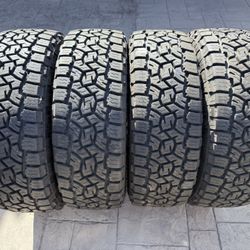 (4) 285/70R18 Toyo All Terrain AT3