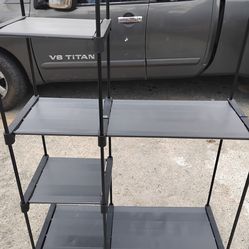 Lightweight shelving unit