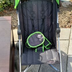 Folding stroller