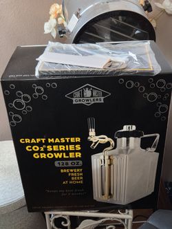 CRAFT MASTERS CO2 SERIES GROWLER