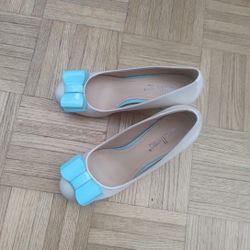 Elegant cream and blue high heels